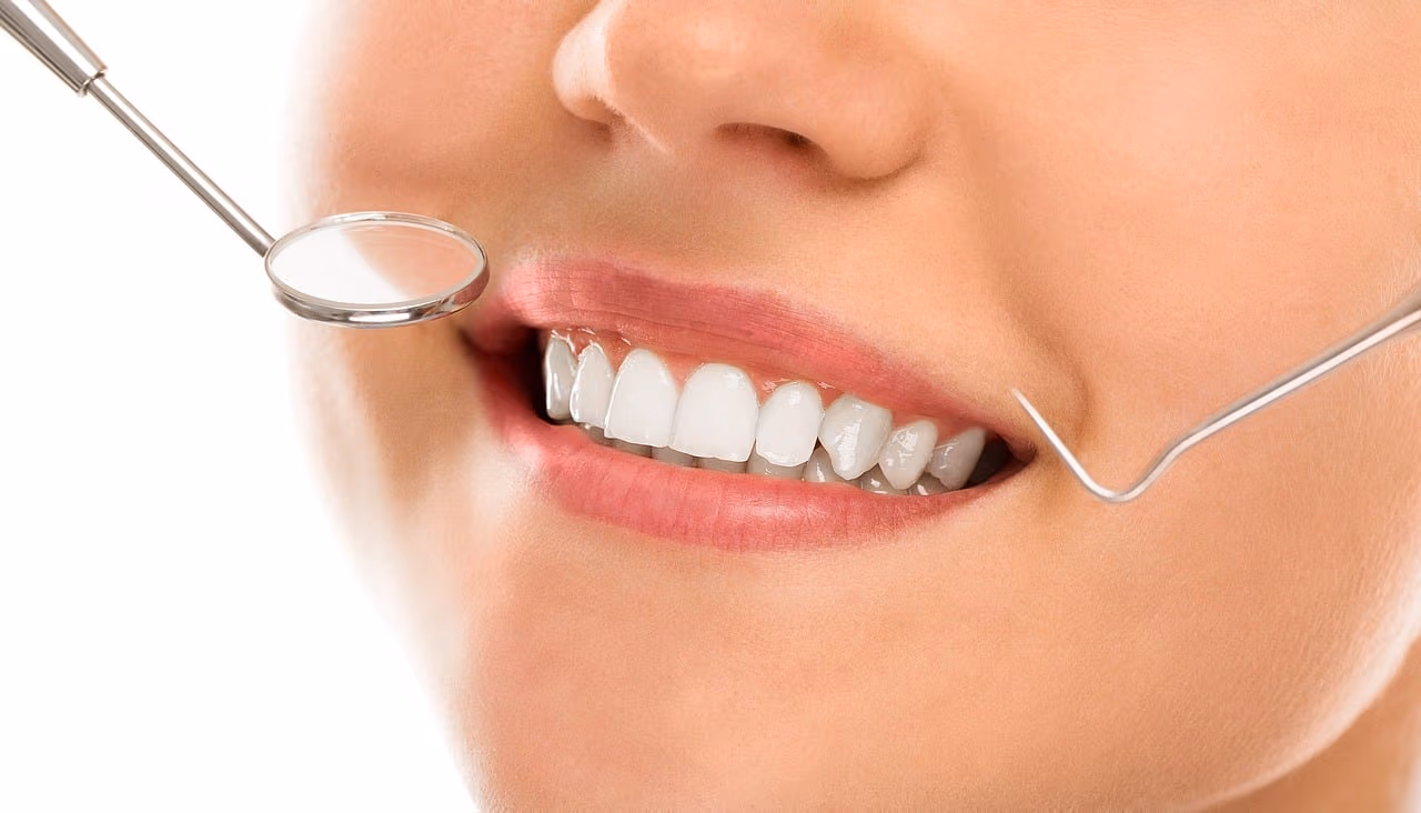 A bright, healthy smile after cosmetic treatment